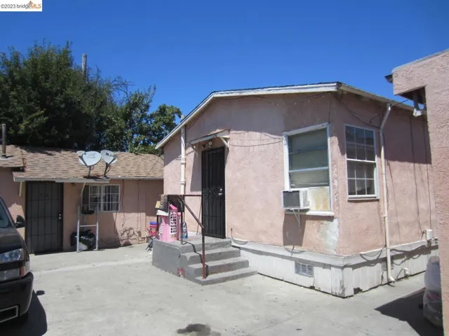 715 Louisiana Street, Oakland, California 94603