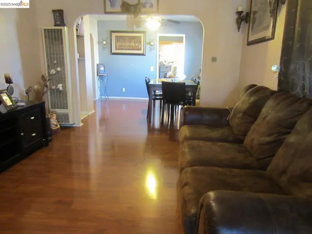 715 Louisiana Street, Oakland, California 94603