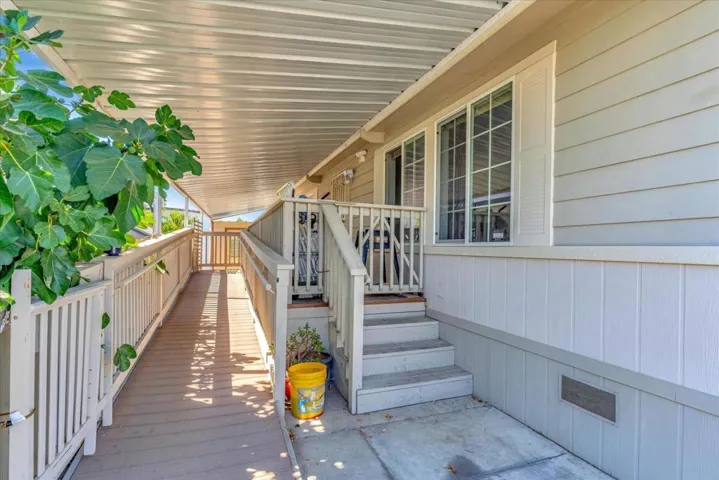 2900 Fairview Road, Hollister, California 95023