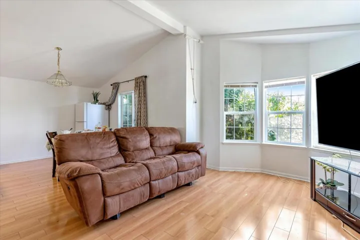 2900 Fairview Road, Hollister, California 95023