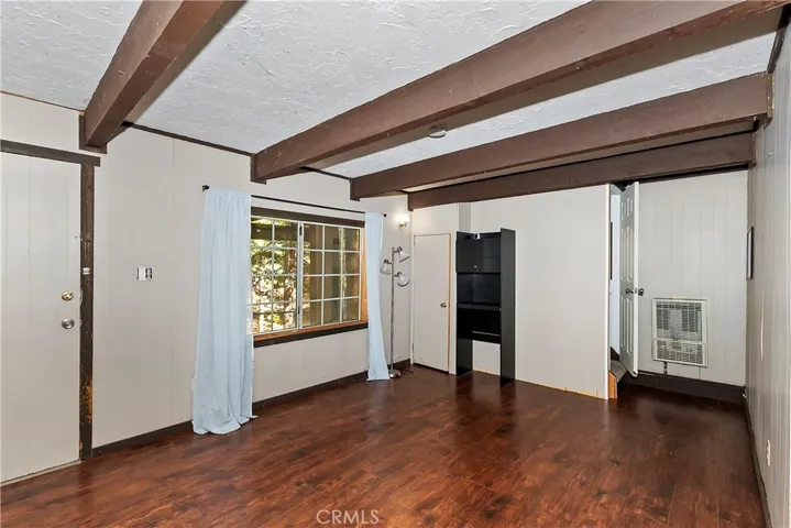 1906 Oakleaf Court, Running Springs, California 92382