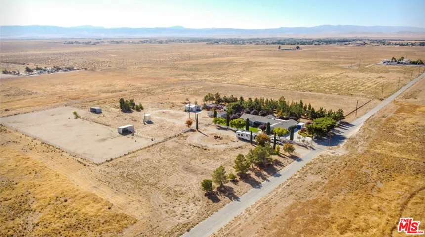 7128 W Avenue D8, Lancaster, California 93536