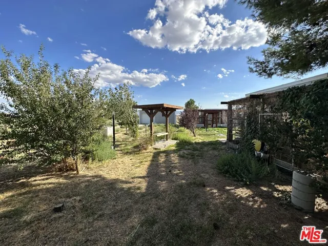 7128 W Avenue D8, Lancaster, California 93536