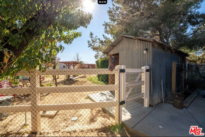 7128 W Avenue D8, Lancaster, California 93536
