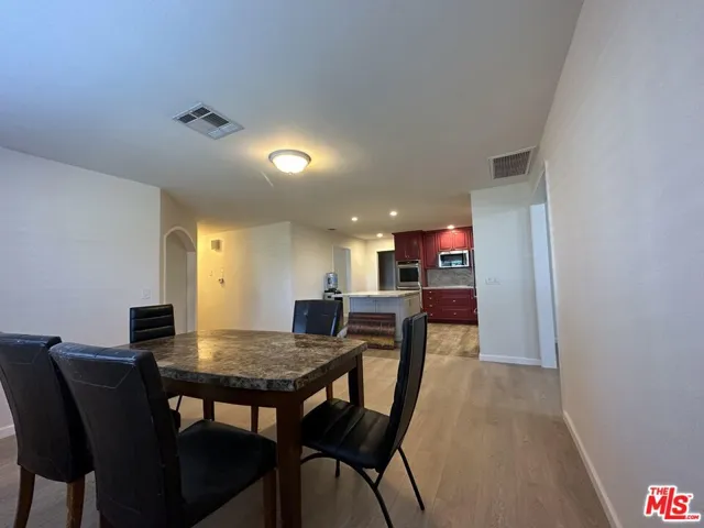 7128 W Avenue D8, Lancaster, California 93536