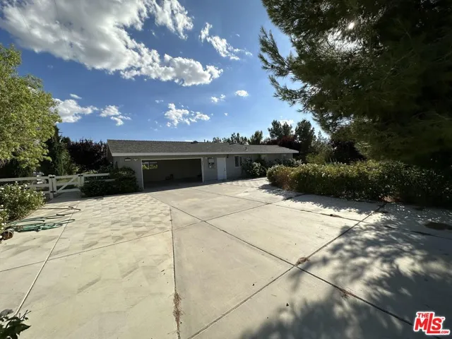 7128 W Avenue D8, Lancaster, California 93536