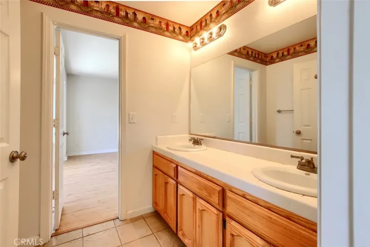 48660 Opah Drive, Oakhurst, California 93644