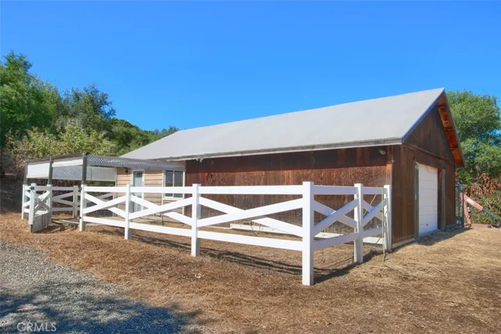 48660 Opah Drive, Oakhurst, California 93644