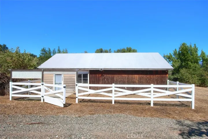 48660 Opah Drive, Oakhurst, California 93644