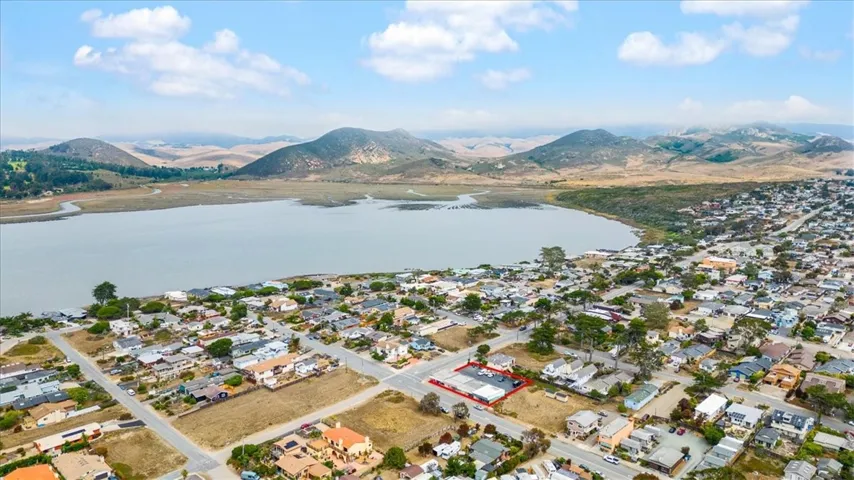1218 2nd Street, Los Osos, California 93402