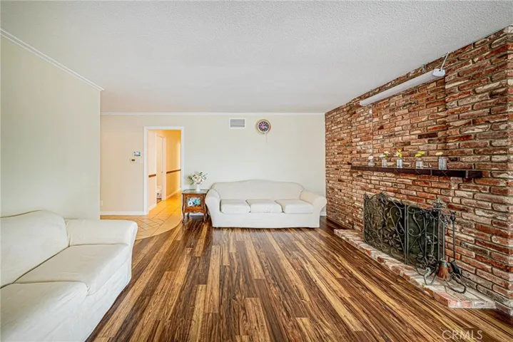 2865 W Monroe Avenue, Anaheim, California 92801