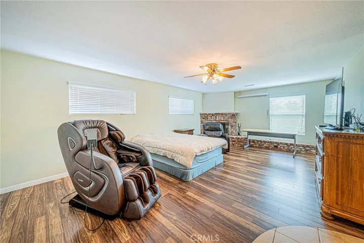 2865 W Monroe Avenue, Anaheim, California 92801