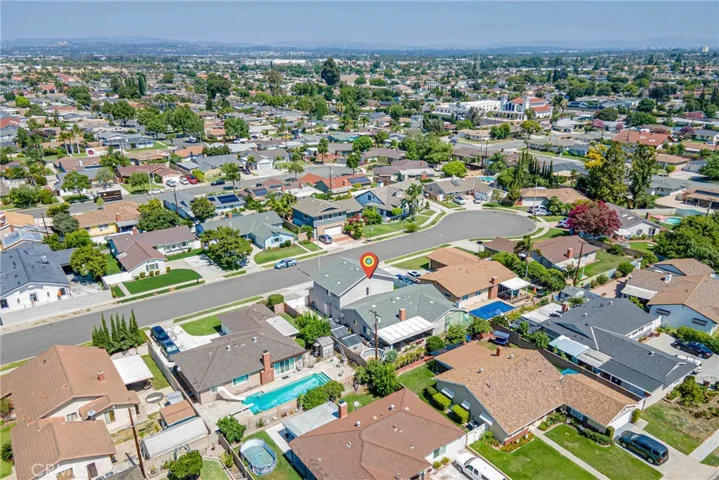 2865 W Monroe Avenue, Anaheim, California 92801