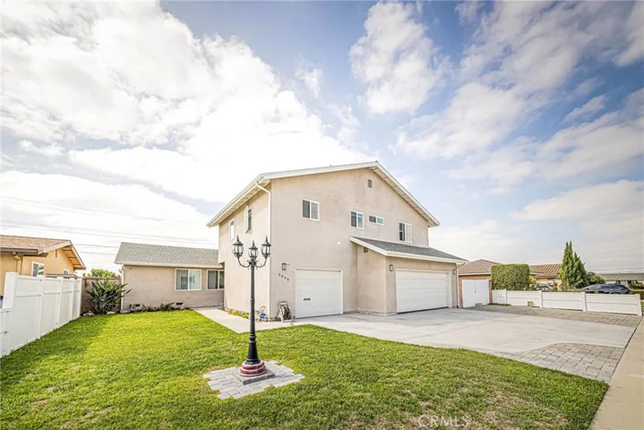 2865 W Monroe Avenue, Anaheim, California 92801