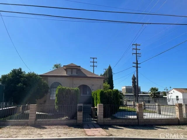 504 E Stuart Avenue, Redlands, California 92374