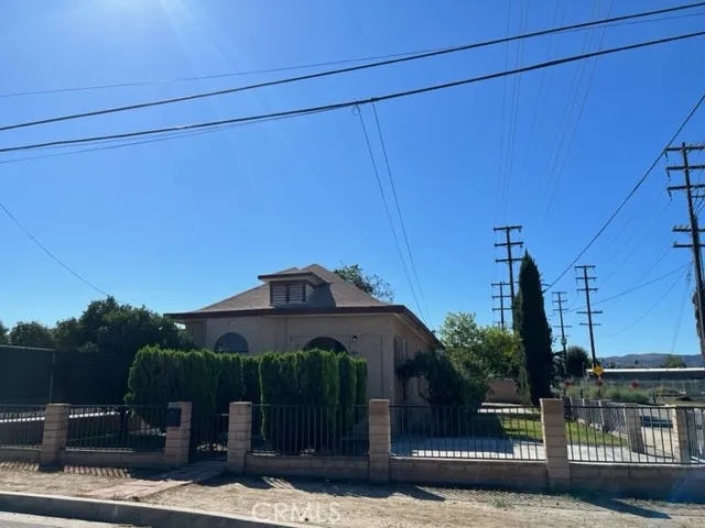 504 E Stuart Avenue, Redlands, California 92374