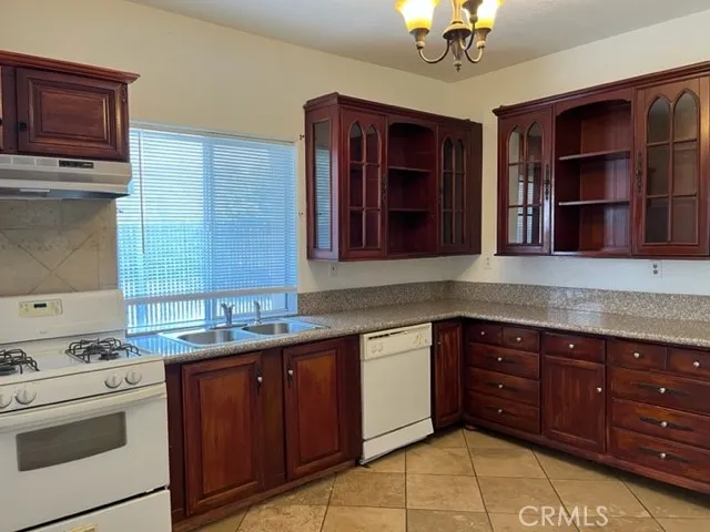 504 E Stuart Avenue, Redlands, California 92374