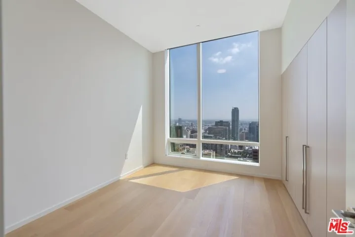 877 Francisco Street Unit 4208, Los Angeles, California 90017