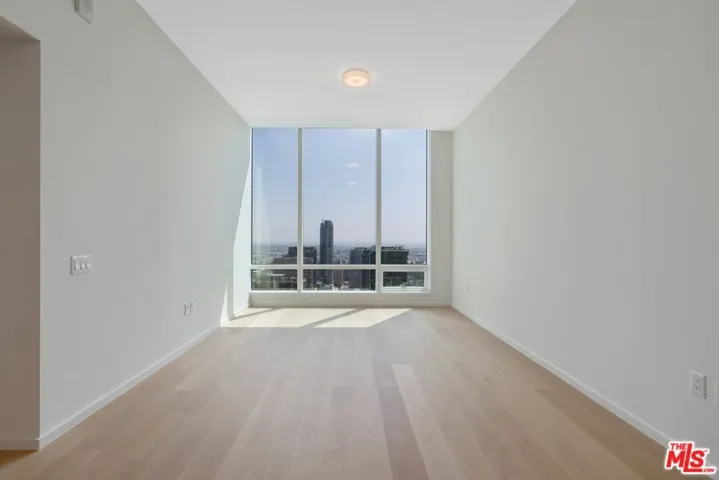 877 Francisco Street Unit 4208, Los Angeles, California 90017