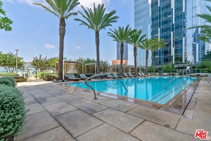877 Francisco Street Unit 4208, Los Angeles, California 90017