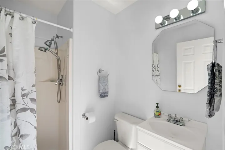 9084 Valencia Drive, Desert Hot Springs, California 92240