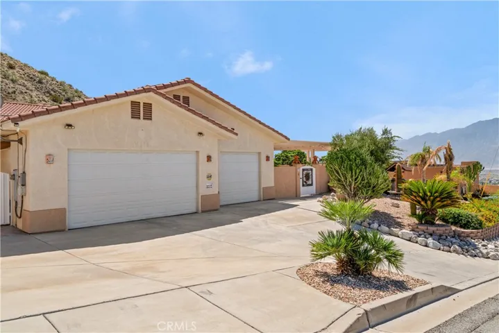 9084 Valencia Drive, Desert Hot Springs, California 92240