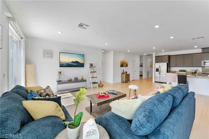 2516 Yellowstone Way, Rialto, California 92377