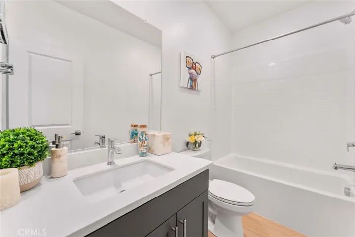 2516 Yellowstone Way, Rialto, California 92377