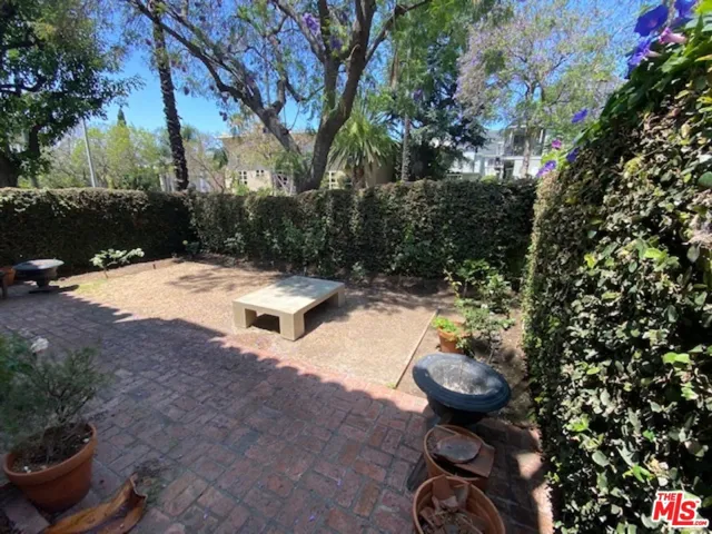 1440 N Hayworth Avenue, West Hollywood, California 90046