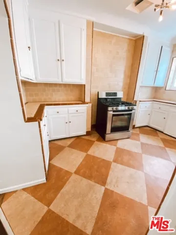 1440 N Hayworth Avenue, West Hollywood, California 90046