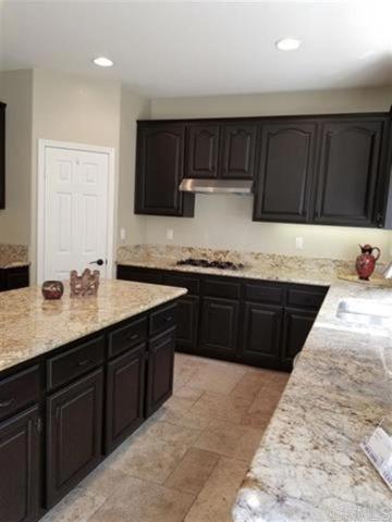 7398 Escallonia Ct., Carlsbad, California 92011