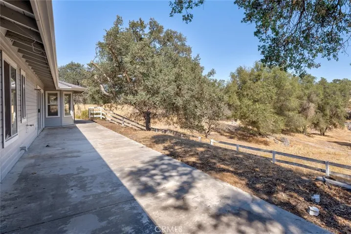 43071 Running Deer Drive, Coarsegold, California 93614