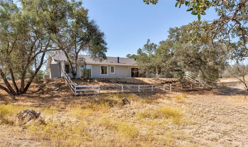 43071 Running Deer Drive, Coarsegold, California 93614