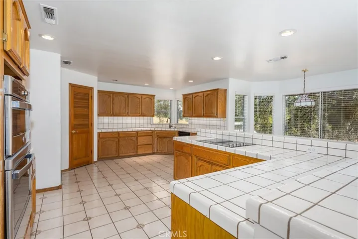 43071 Running Deer Drive, Coarsegold, California 93614