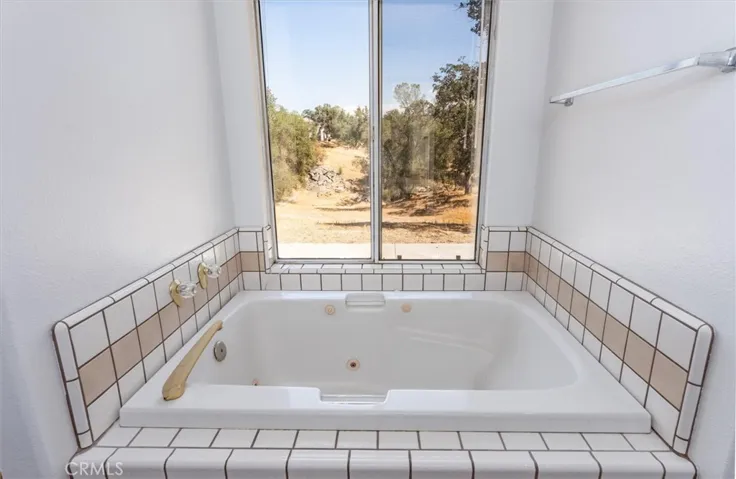 43071 Running Deer Drive, Coarsegold, California 93614