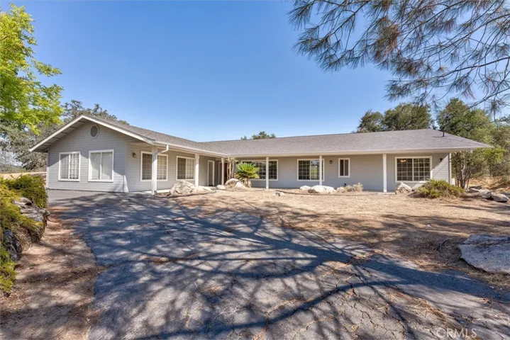 43071 Running Deer Drive, Coarsegold, California 93614