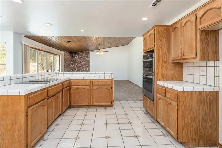 43071 Running Deer Drive, Coarsegold, California 93614