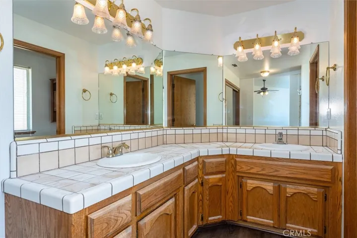 43071 Running Deer Drive, Coarsegold, California 93614