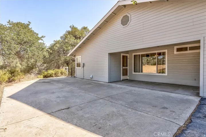 43071 Running Deer Drive, Coarsegold, California 93614