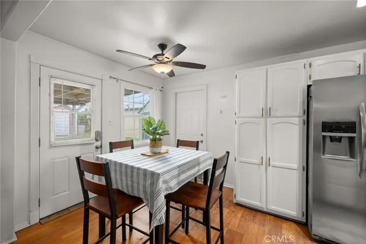 Direct access to backyard and garage from dining area
