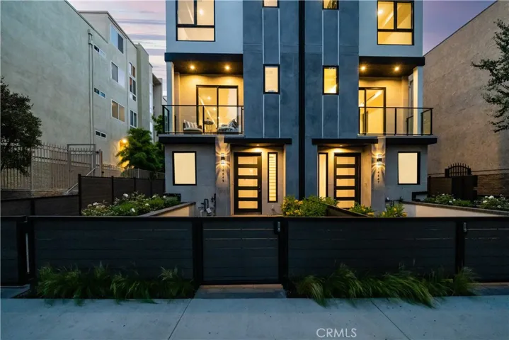 14551 Benefit Street, Sherman Oaks, California 91403