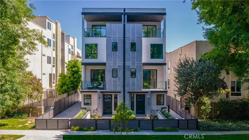 14551 Benefit Street, Sherman Oaks, California 91403