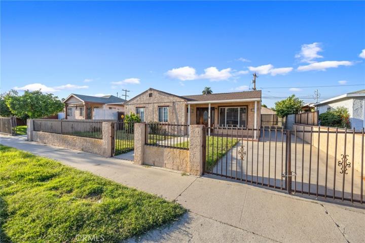 833 W 133rd Street, Compton, California 90222