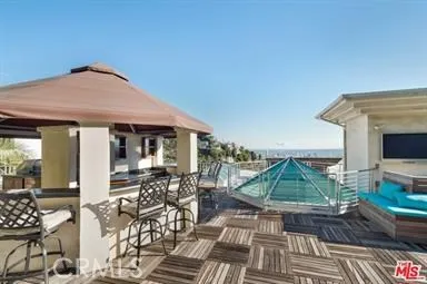 8835 Evanview Drive, Los Angeles, California 90069
