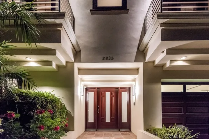 8835 Evanview Drive, Los Angeles, California 90069