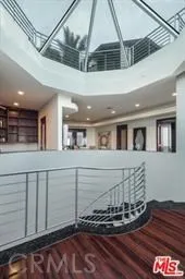 8835 Evanview Drive, Los Angeles, California 90069