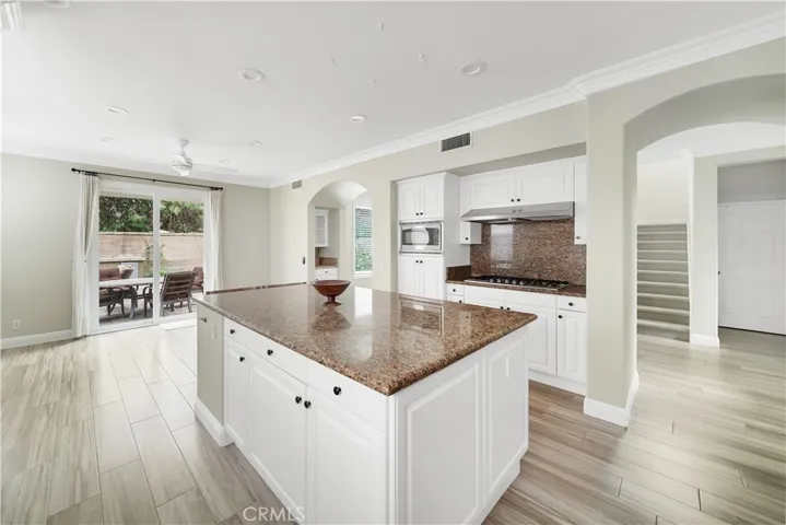 19 Highfield Glen, Irvine, California 92618