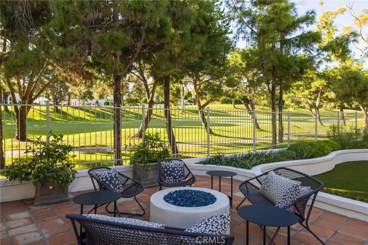 Raised patio with fire pit