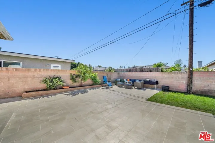 22721 Anza Avenue, Torrance, California 90505
