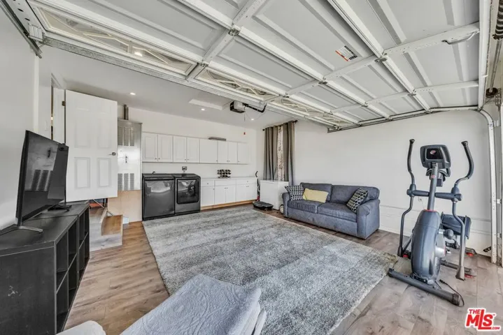22721 Anza Avenue, Torrance, California 90505